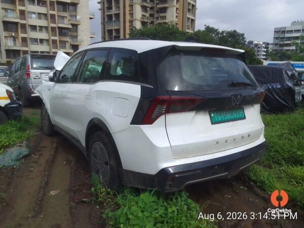 Photos209.jpg 2026 Mahindra XEV 9S THREE B79 7 STR