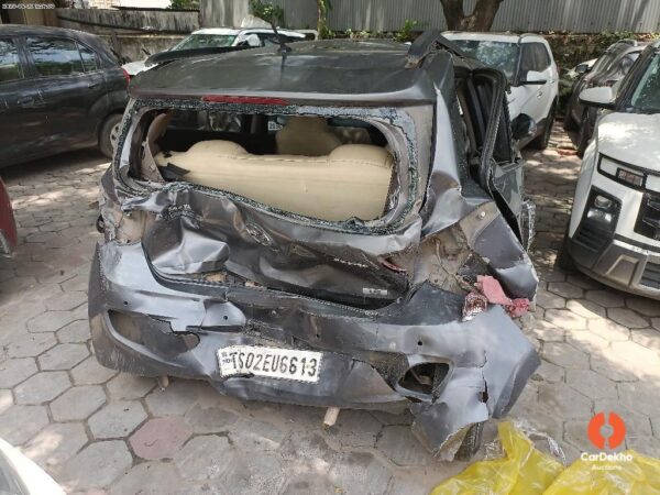 Rear20Side20Vehicle20Photo_2026-08-202012_33_10.0_394510720.jpg 2016 Hyundai Grand i10 SPORTZ + 1.2 BSIV