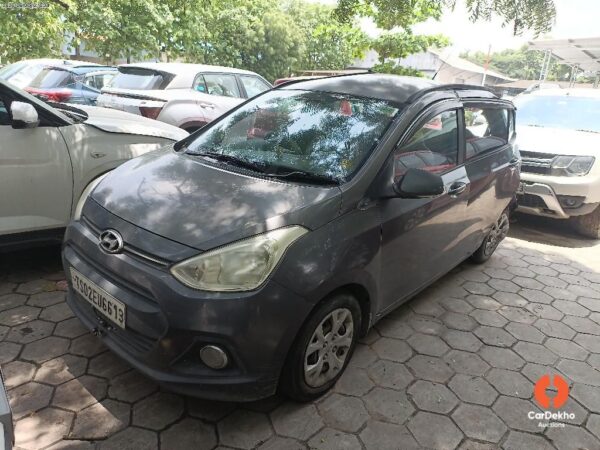 Right20Front20Side20Vehicle20Photo_2026-08-202012_33_08.0_394510707.jpg 2016 Hyundai Grand i10 SPORTZ + 1.2 BSIV