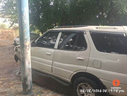 SAME2013.jpg 2011 Tata Safari MINOR FACELIFT GX-4X2