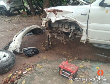 SAME2079.jpg 2011 Tata Safari MINOR FACELIFT GX-4X2