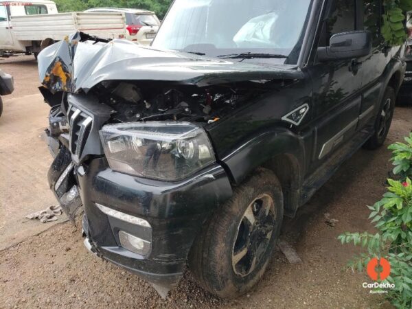 Vehicle_Photographs_2026-08-112018_51_43.0_392943663.jpg 2026 Mahindra Scorpio CLASSIC S11 MT 7S