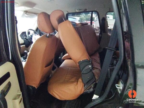 Vehicle_Photographs_2026-08-112018_51_55.0_392943822.jpg 2026 Mahindra Scorpio CLASSIC S11 MT 7S
