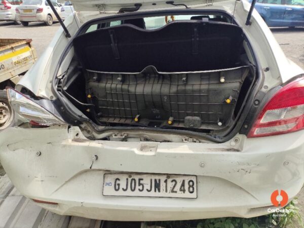Vehicle_Photographs_2026-08-202017_06_06.0_394611412.jpg 2015 Maruti Baleno ALPHA DIESEL