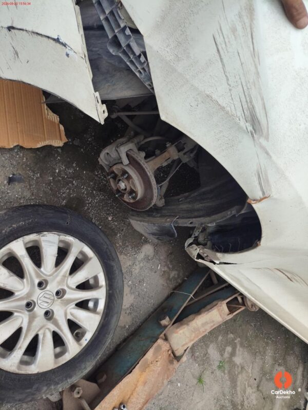 Vehicle_Photographs_2026-08-202017_07_29.0_394611952.jpg 2015 Maruti Baleno ALPHA DIESEL