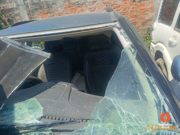 2020 Mahindra XUV300 W6 DS BS6 MT