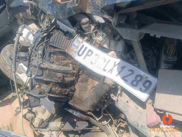 2020 Mahindra XUV300 W6 DS BS6 MT