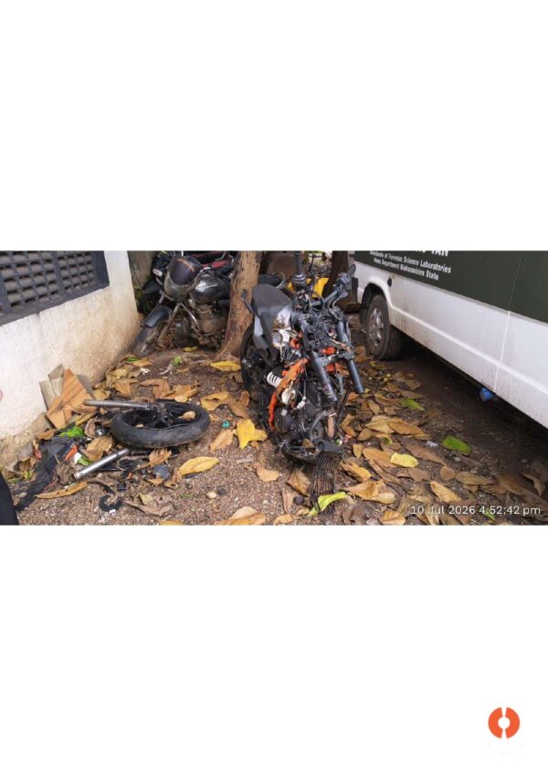 a2029.jpg 2025 KTM 390 DUKE