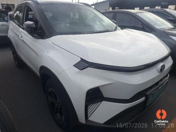 aa2022-2.jpg 2026 Tata Nexon EV FEA 45