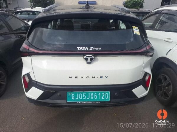 aa2036-2.jpg 2026 Tata Nexon EV FEA 45
